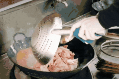 网红吃瓜吃鸡是谁家的,揭秘神秘家族的美食传奇